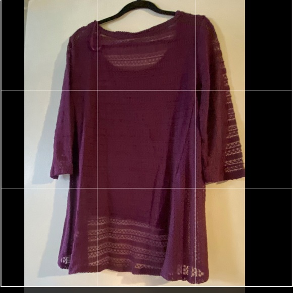 New York & Company hi-low  Top/large - Picture 8 of 9